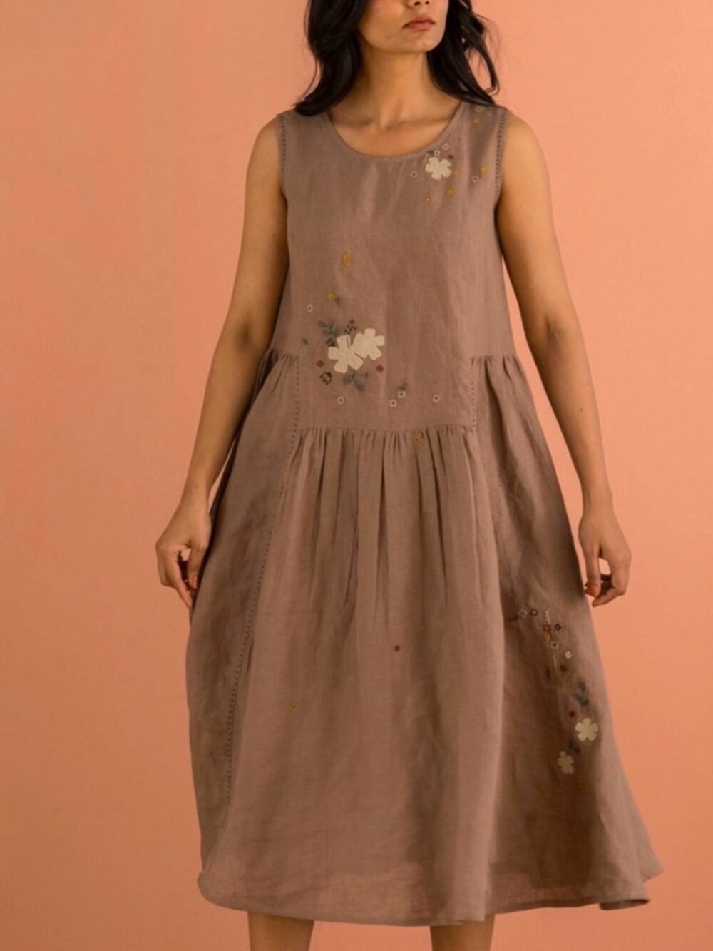 Live Linen Embroidered Floral Sleeveless Midi Dress, Linen - Picture 2 of 4